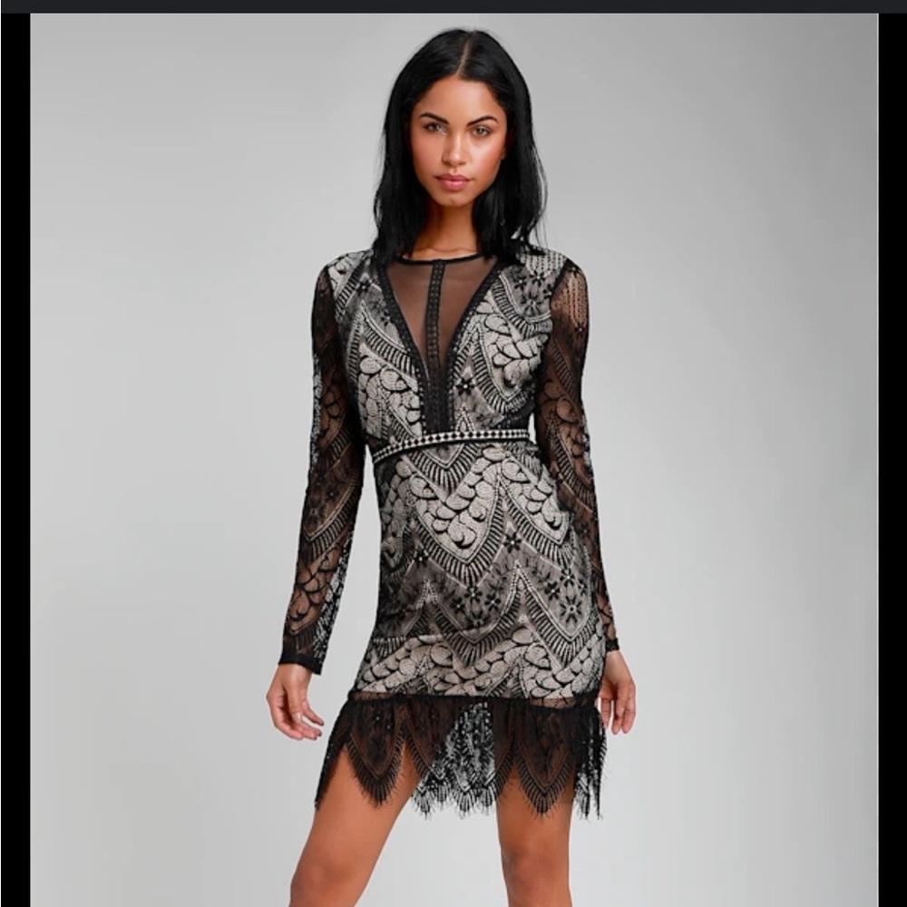 Astr Black and Cream Lace Long Sleeve Dress